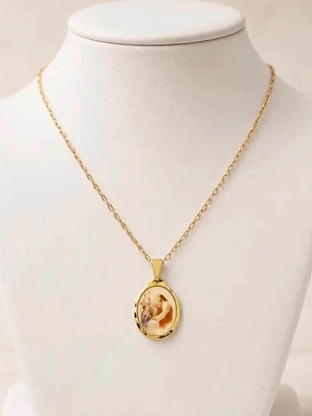 Gold-Tone Cameo Pendant Necklace
